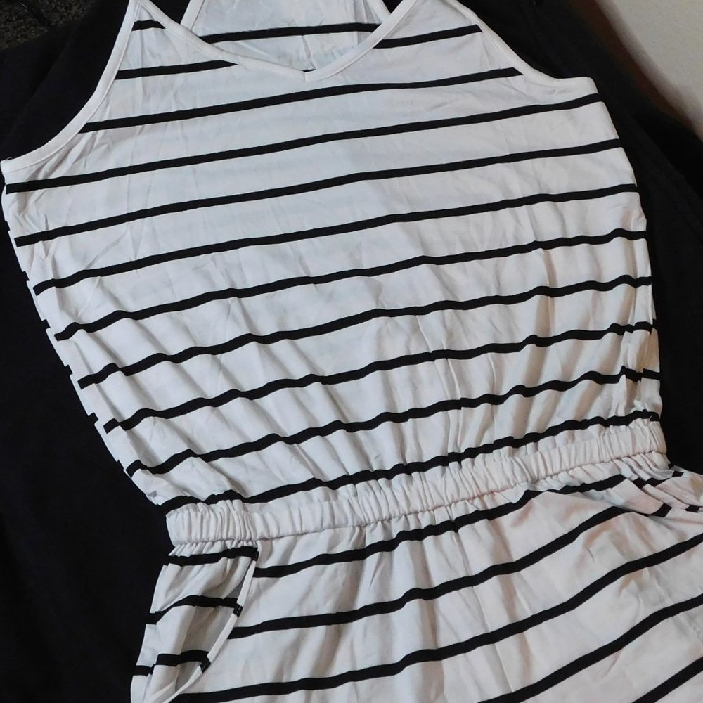 Reo Ria White/Navy striped romper